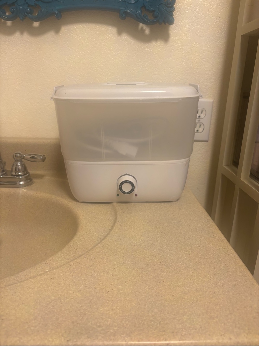 White countertop towel warmer